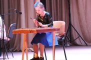 «В будущее — с надеждой»